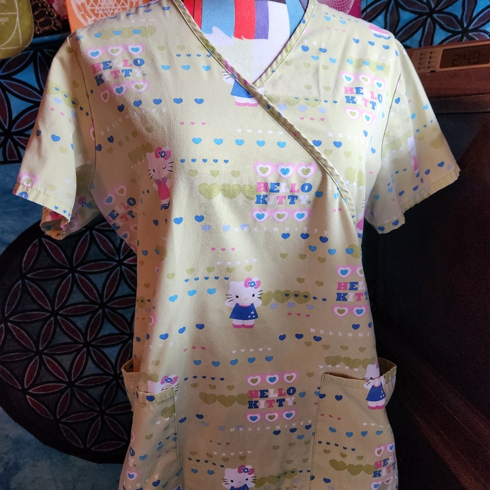 Small Hello Kitty Scrub Top